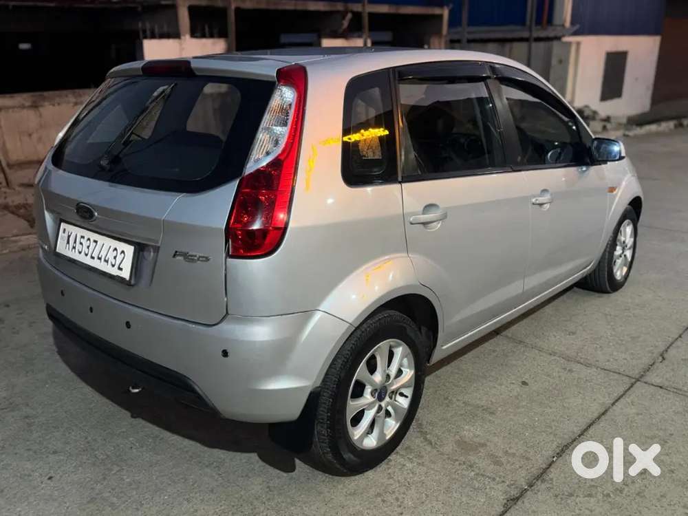 Ford Figo 1.2 Petrol 2012