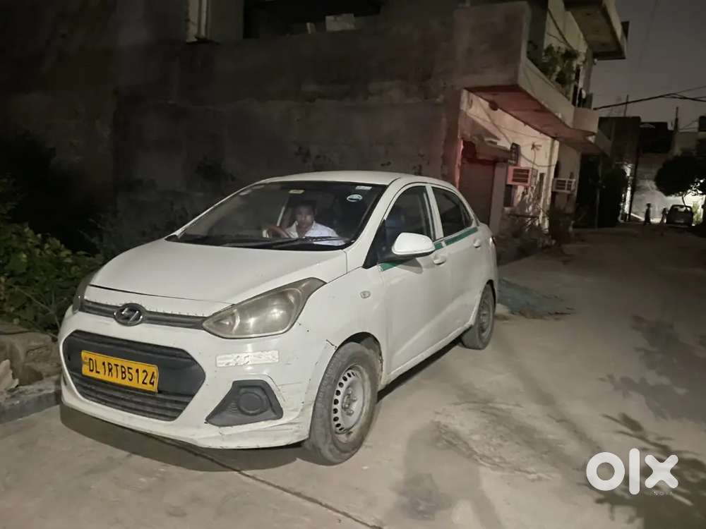 Urgent Selling Hyundai Xcent 2016 Variant Year