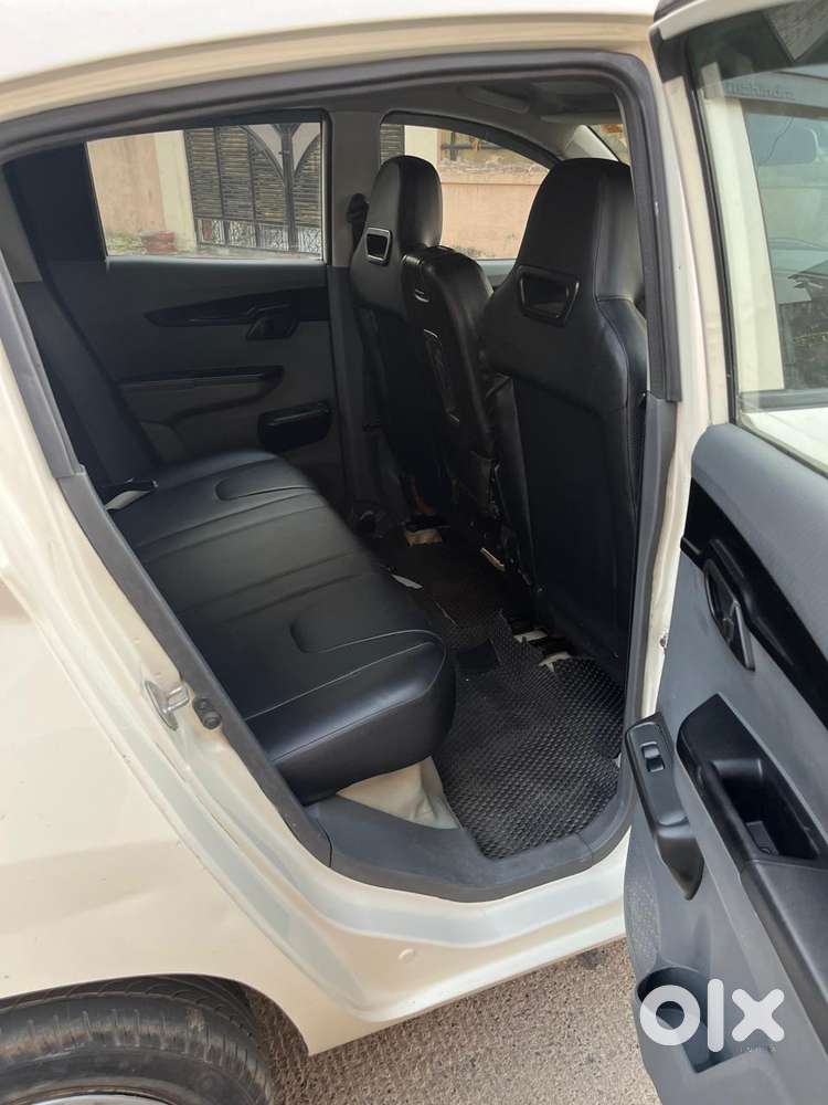 Mahindra Kuv 100 1.2 Trip Diesel, 2018, Diesel