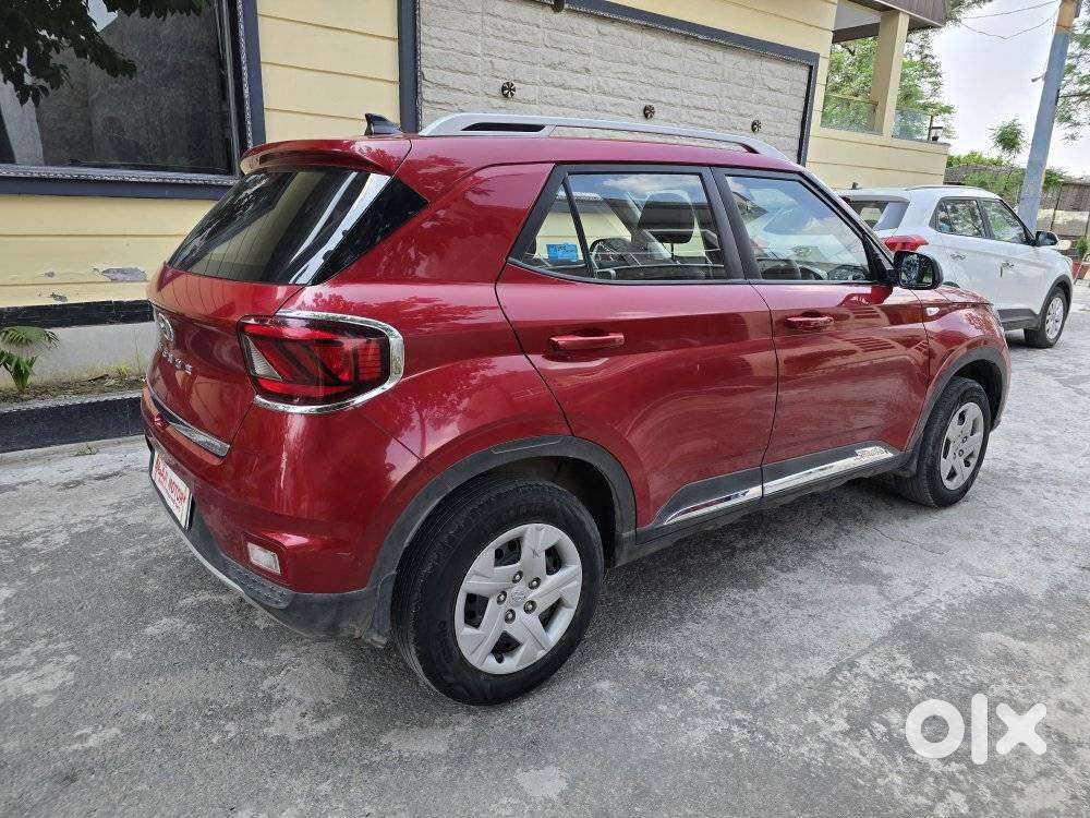 Hyundai Venue S 1.2 Petrol, 2019, Petrol