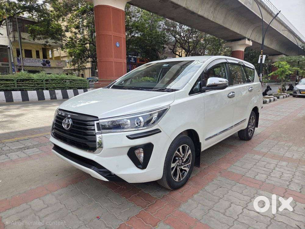 Toyota Innova Crysta 2.4 V 7 Str, 2022, Diesel