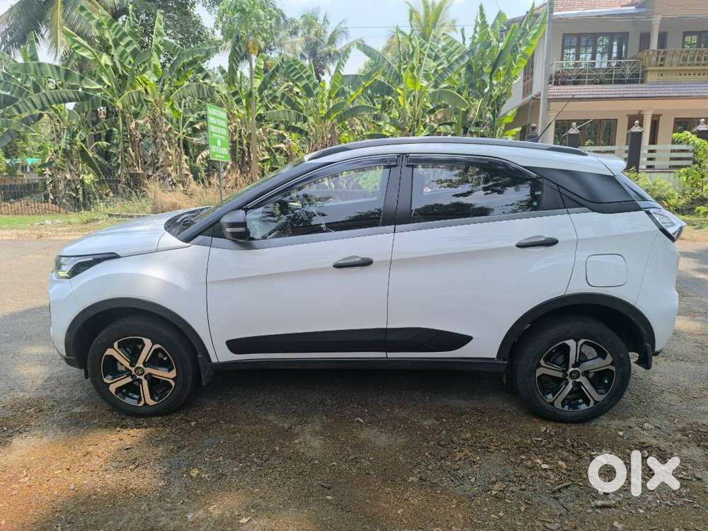 Tata Nexon 1.5 Revotorq Xm (s), 2021, Diesel