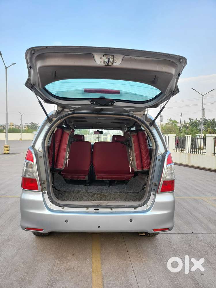 Toyota Innova 2.5 G (diesel) 8 Seater, 2015, Diesel