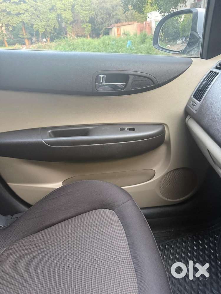 Hyundai I20 Sportz 1.2 Bs-iv, 2013, Petrol