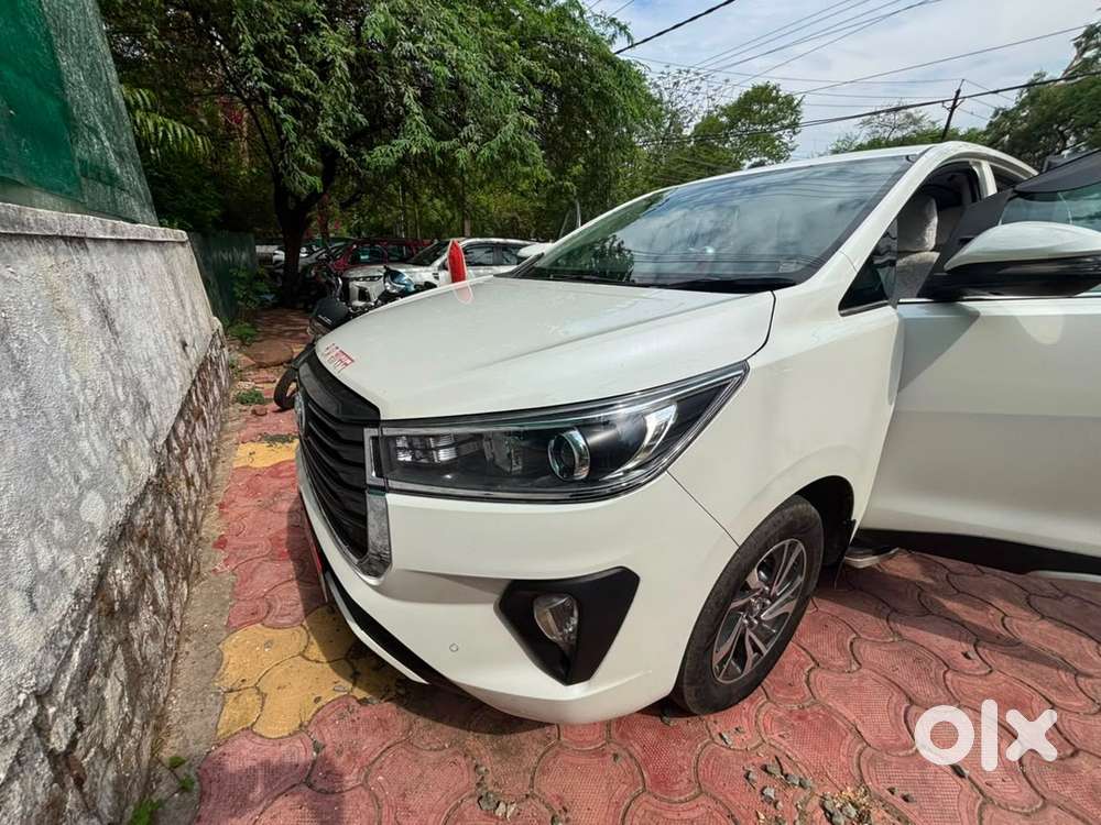 Toyota Innova Crysta 2021 Diesel Variant