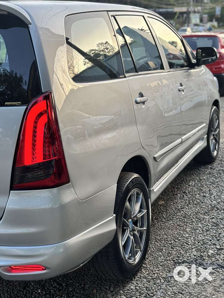 Toyota Innova 2.5 V 7 Str, 2013, Diesel