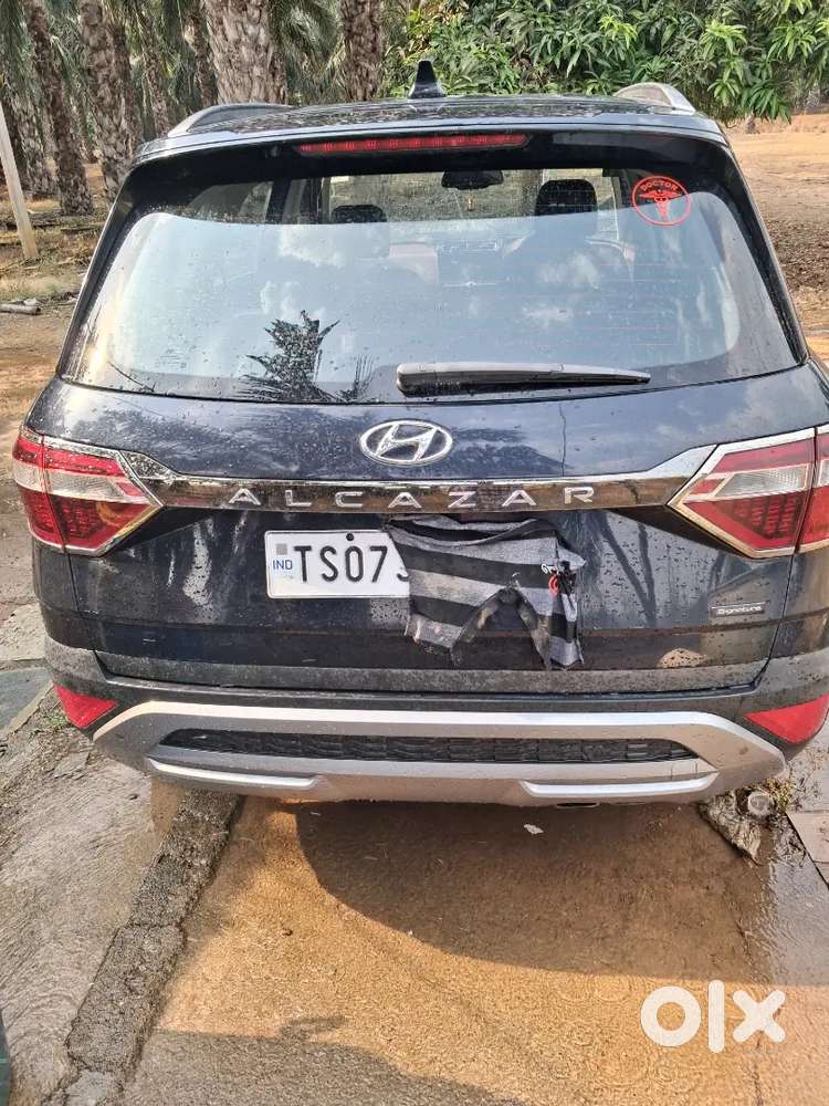Hyundai Alcazar 2023 Diesel 35700 Km Driven