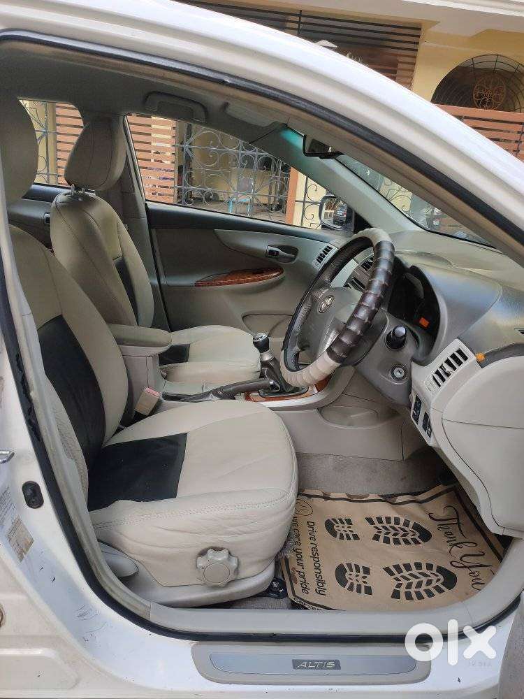 Toyota Corolla Altis 1.8g Limited, 2011, Petrol