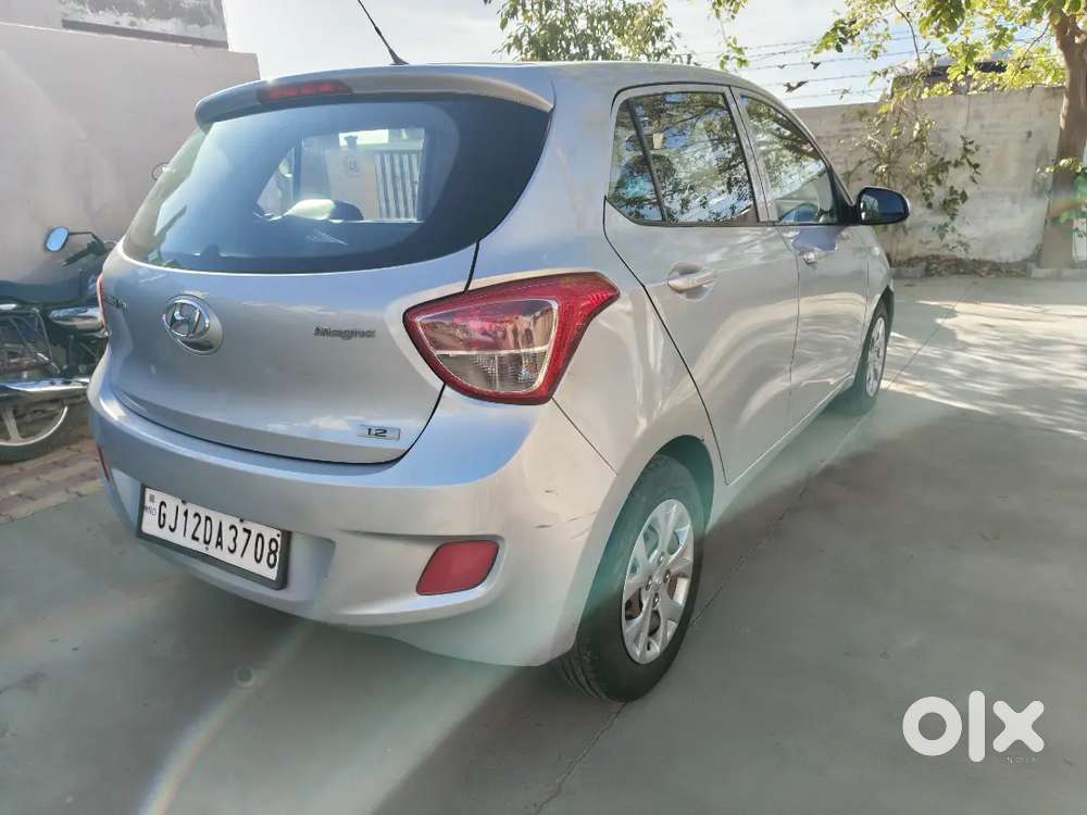 Hyundai Grand I10 2017 Cng & Hybrids Well Maintained