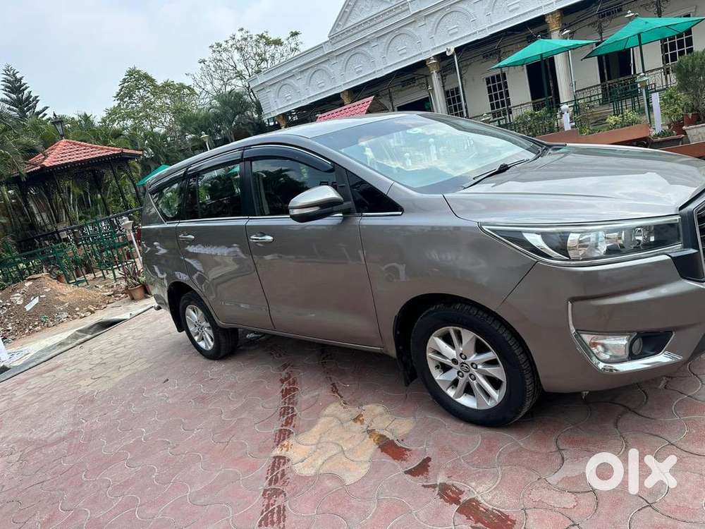 Toyota Innova Crysta 2016 Diesel 116500 Km Driven