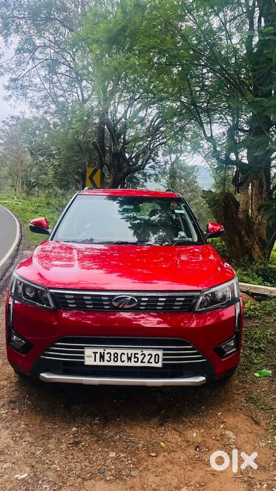 Mahindra Xuv300 W8 (o) Petrol – For Sale Tn 38 Registered