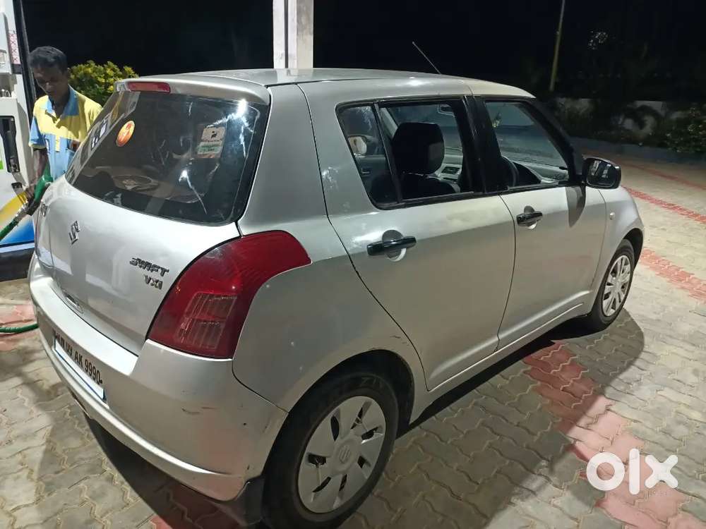 Marthi Suzuki Swift Petrol Modal 2005