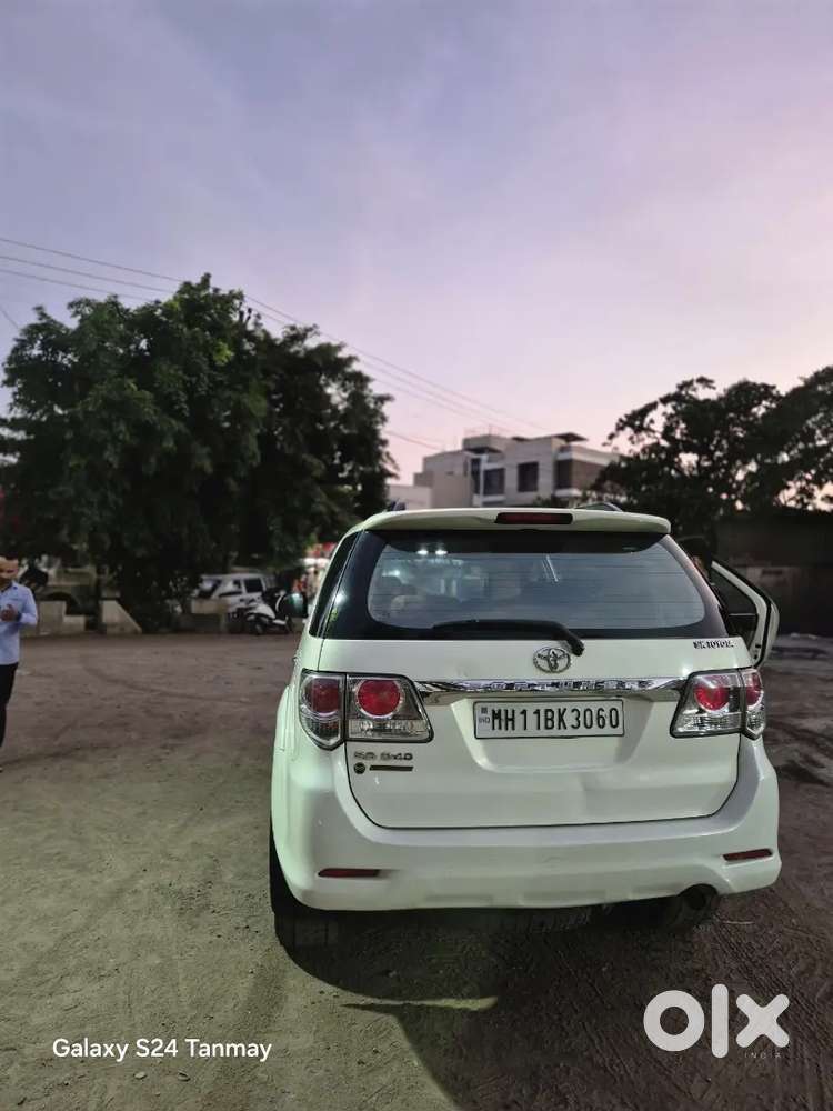 Toyota Fortuner 2013 Diesel Comapany  Maintained