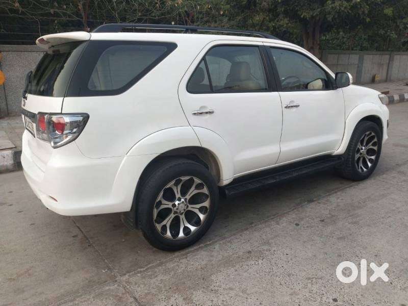 Toyota Fortuner 3.0 4x2 Automatic, 2013, Diesel