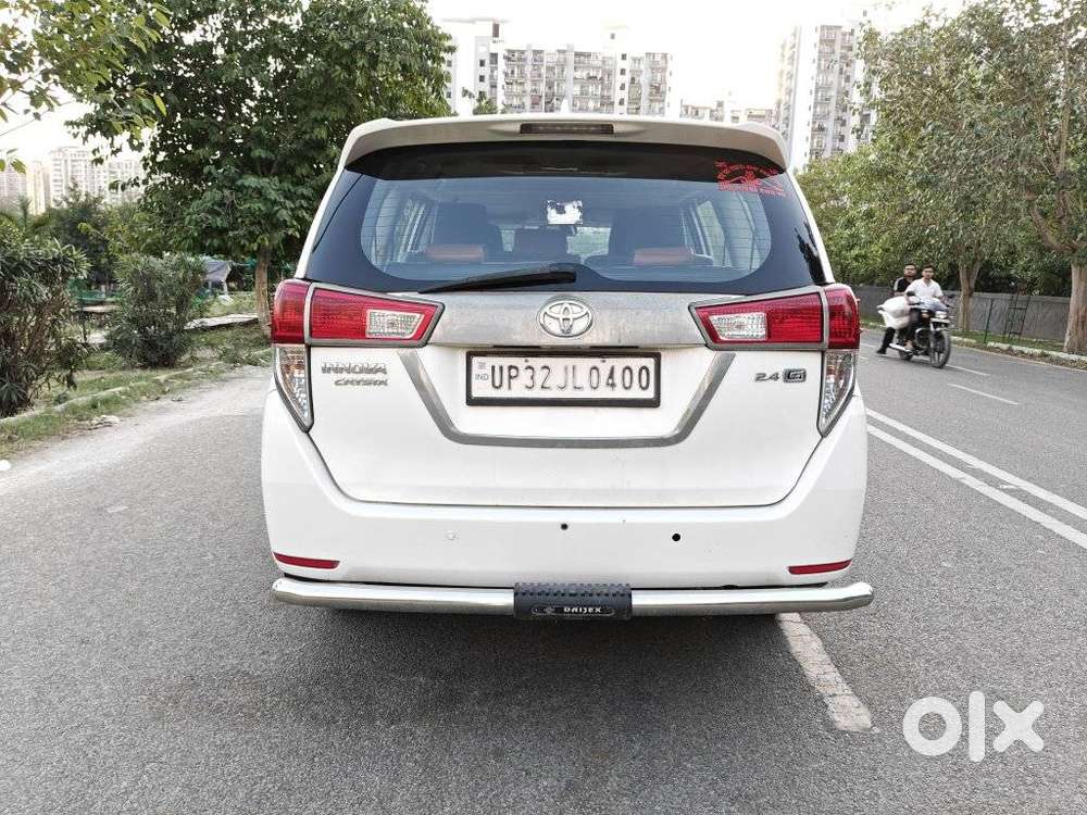 Toyota Innova Crysta 2.4 G Mt 8s, 2018, Diesel