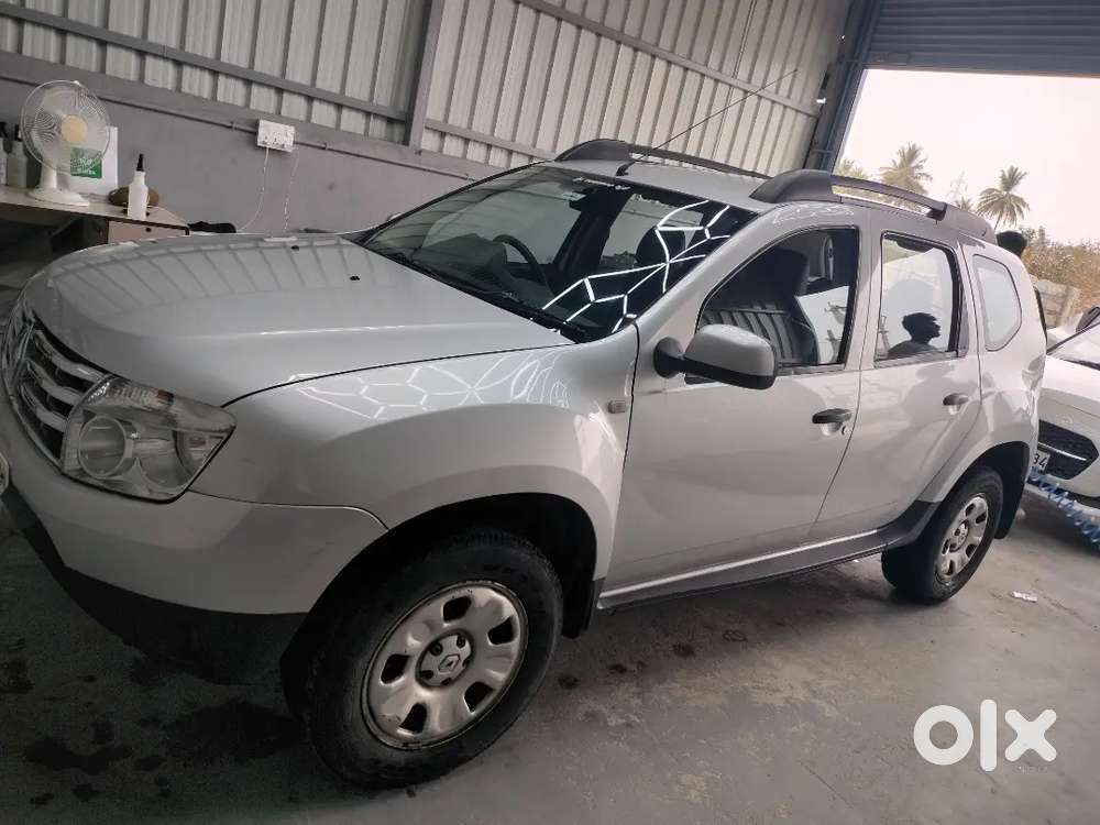 Renault Duster Petrol Manual 2014 Second Owner