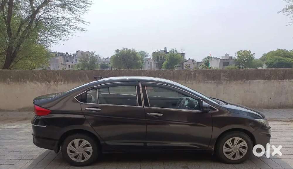 Honda City 2018 Model Year Good Condition With 19km/ltr Avg