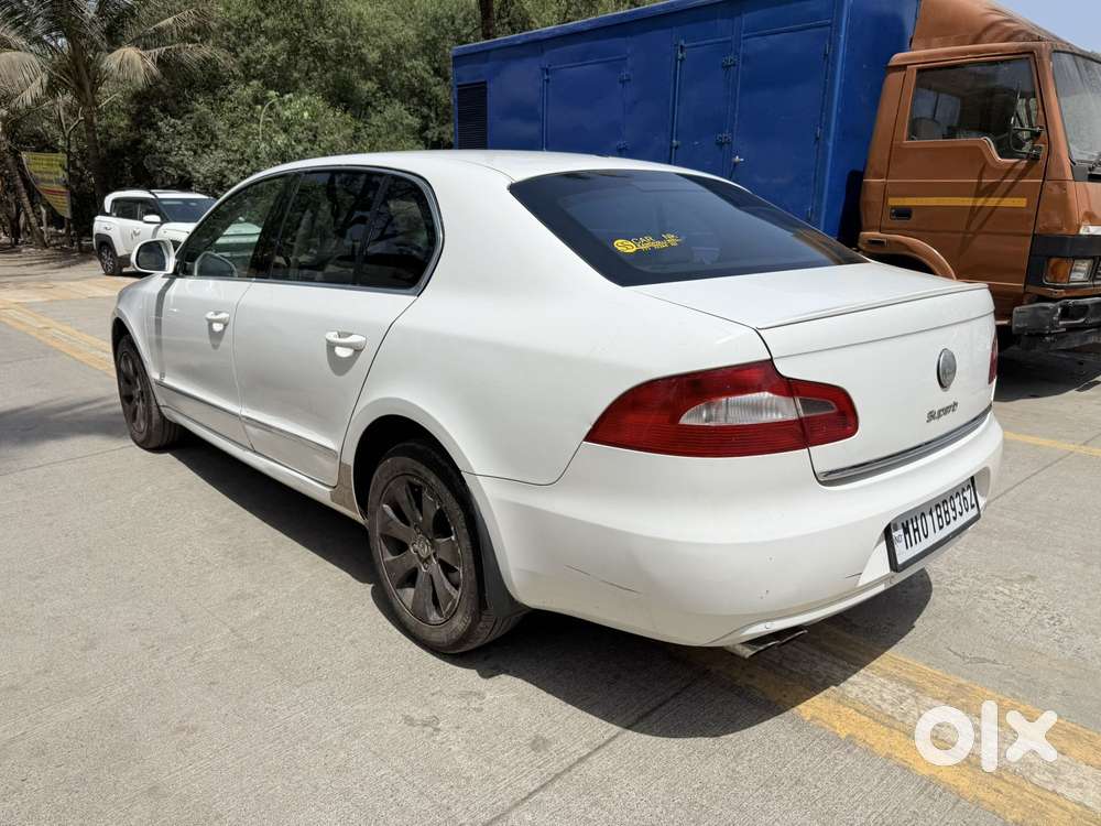 Skoda Superb Elegance 1.8 Tsi Mt, 2012, Petrol