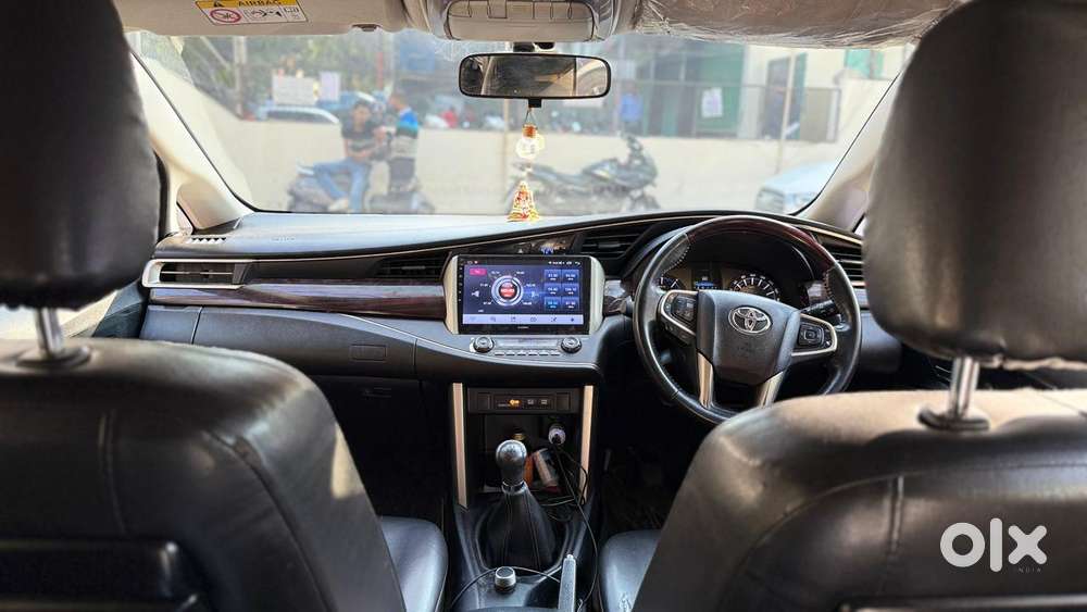 Toyota Innova Crysta 2.4 Vx Mt 8s, 2017, Diesel