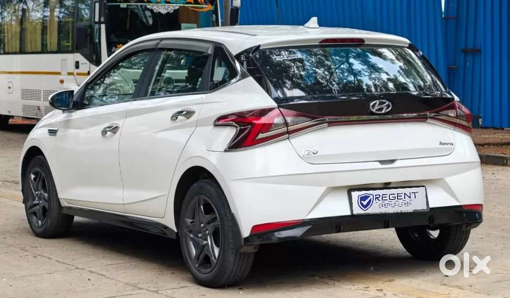 Hyundai I20 Sportz 1.2 Mt, 2023, Petrol