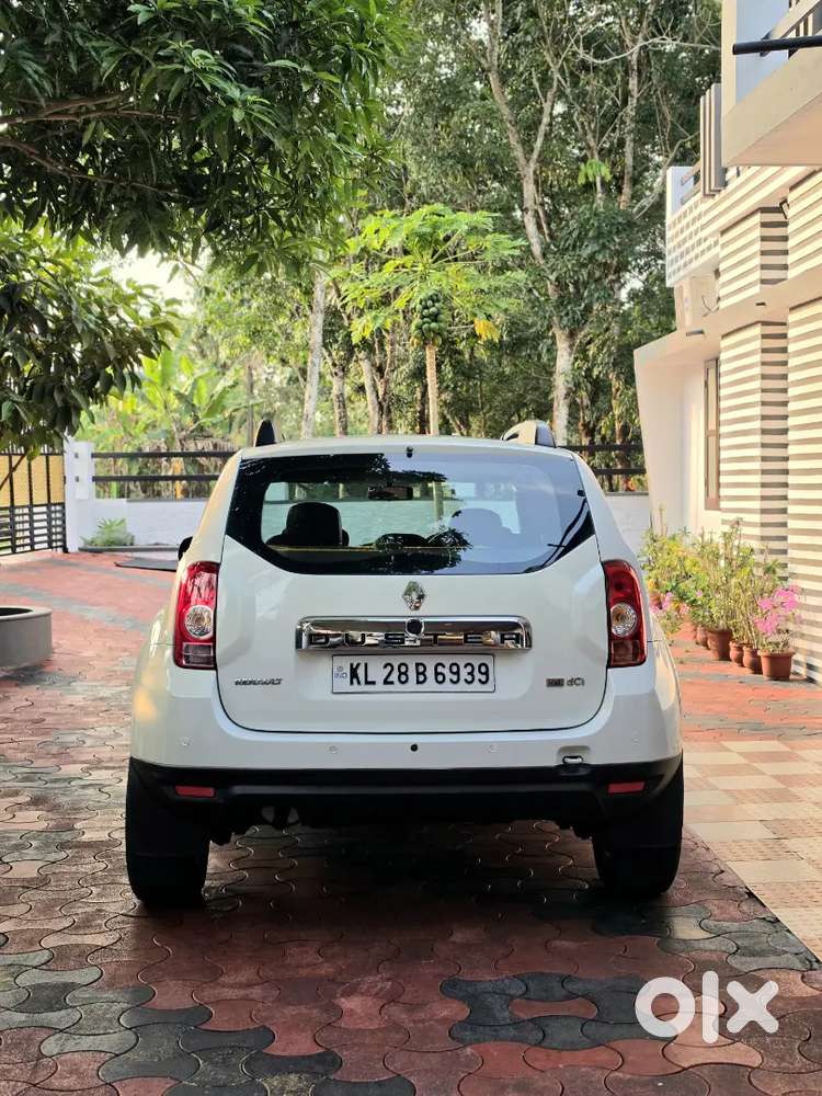 Renault Duster 85 Ps Diesel Company Service With Onyx Alloys
