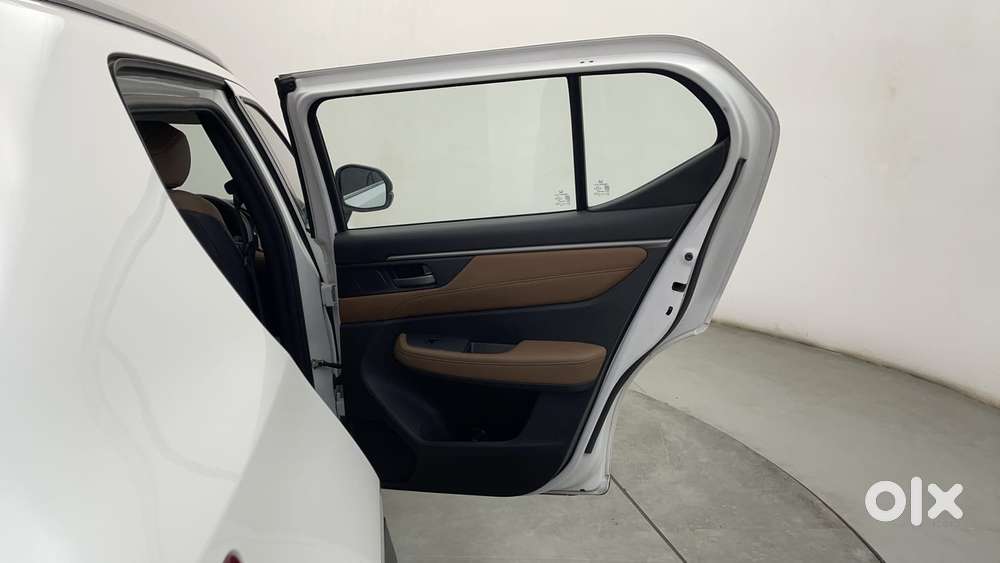 Honda Elevate Zx Cvt, 2024, Petrol
