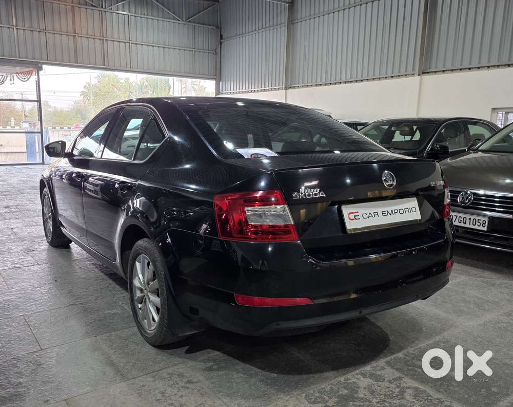 Skoda Octavia 1.8 Tsi Style Plus At, 2016, Petrol