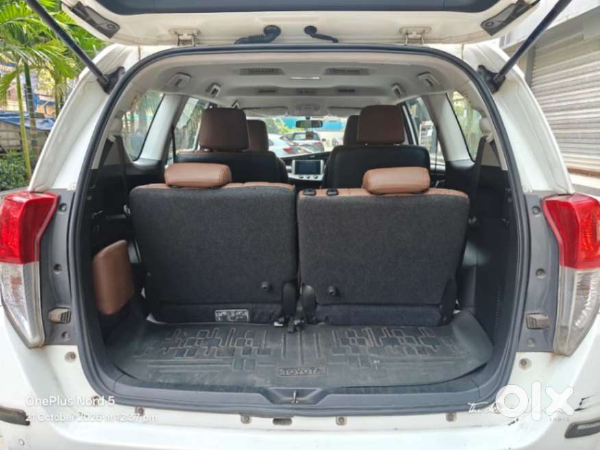 Toyota Innova Crysta [ ] 2.4 Gx At 7 Str, 2020, Diesel