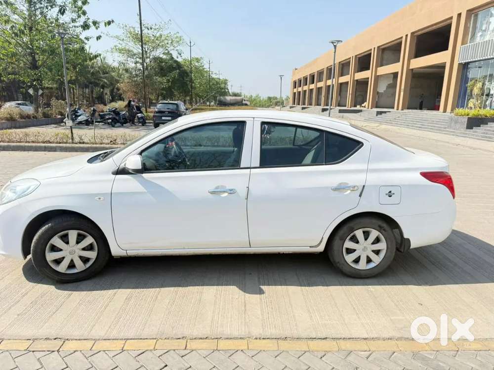 Nissan Sunny 2012 Petrol Well Maintained