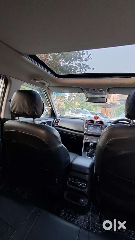 Hyundai Creta King Knight Edition 1.5 Cvt Petrol Dual Tone, 2023, Pe..