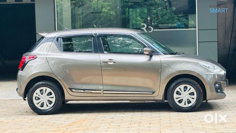 Maruti Suzuki Swift, 2022, Petrol