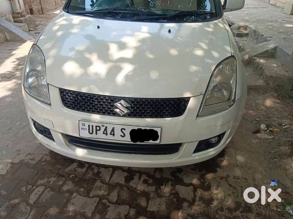 Car Conditions Good Drive Silent Engine Petrol