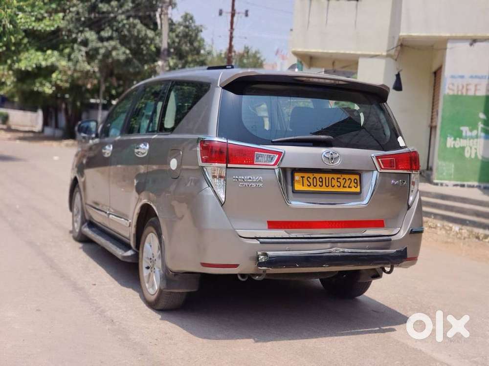 Toyota Innova Crysta 2.4 V 8 Str, 2019, Diesel
