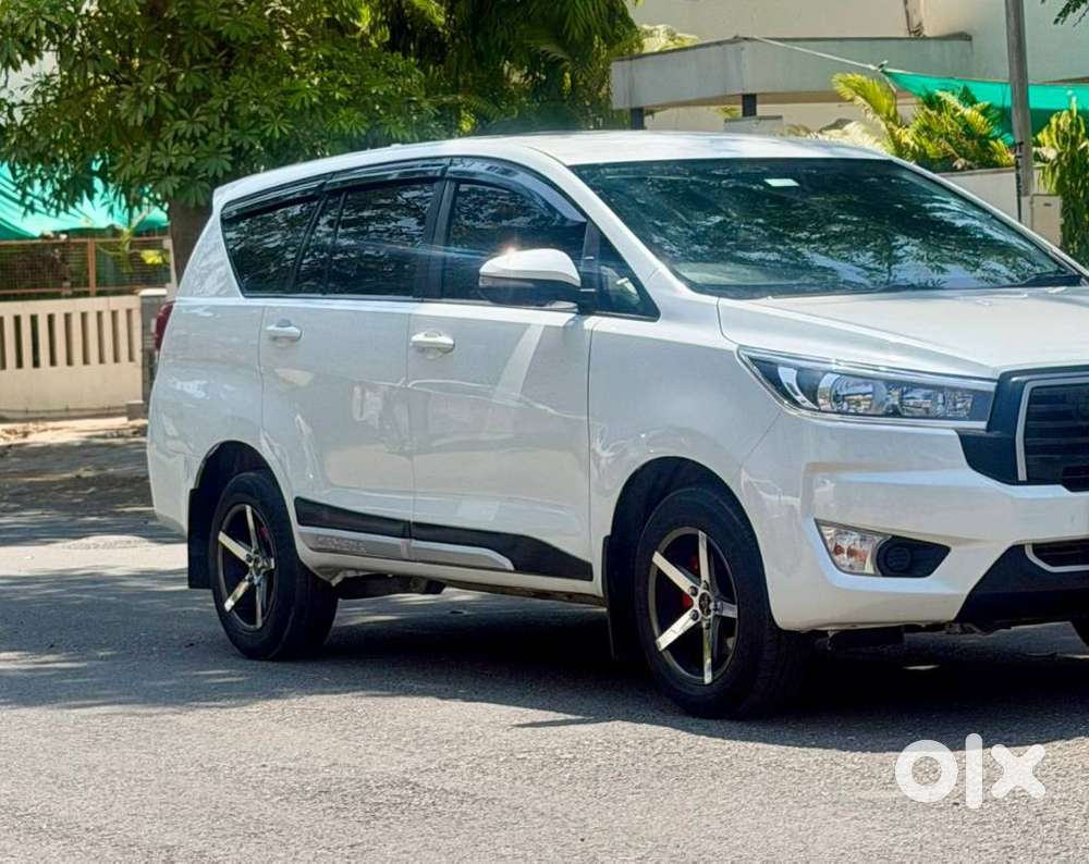 Toyota Innova Crysta [2020-ongoing] 2.4 Gx 8 Str, 2020, Diesel