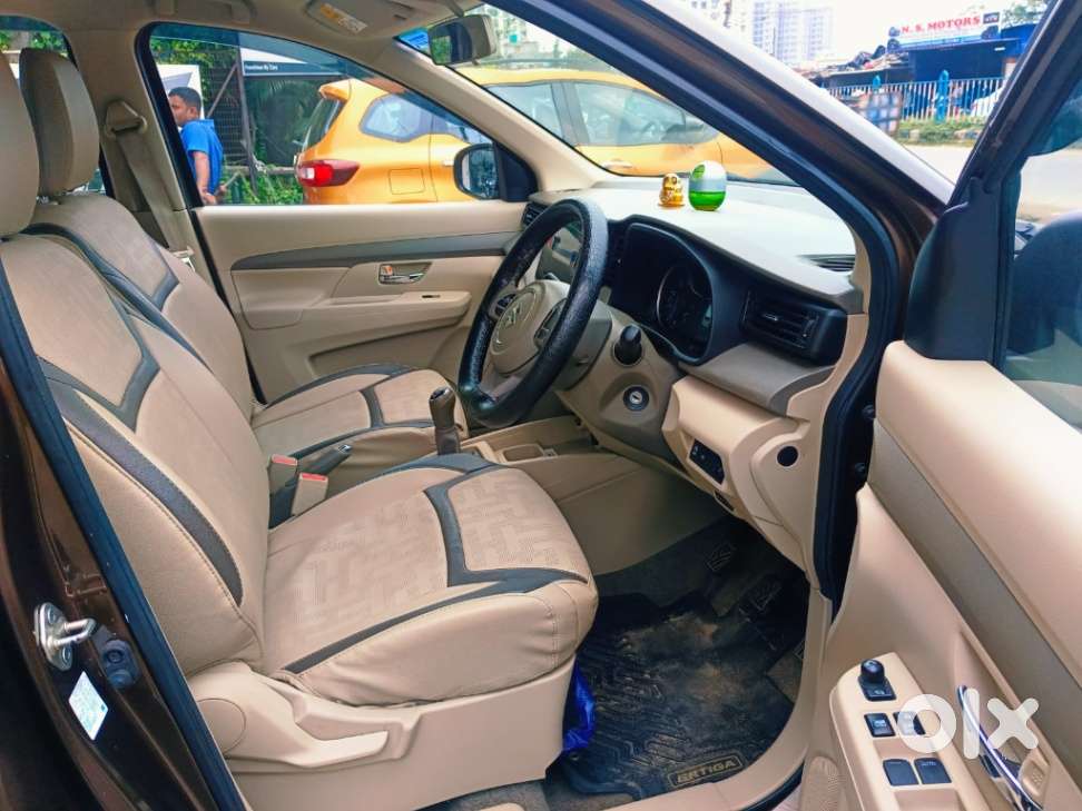 Maruti Suzuki Ertiga 1.5 Vxi, 2022, Petrol