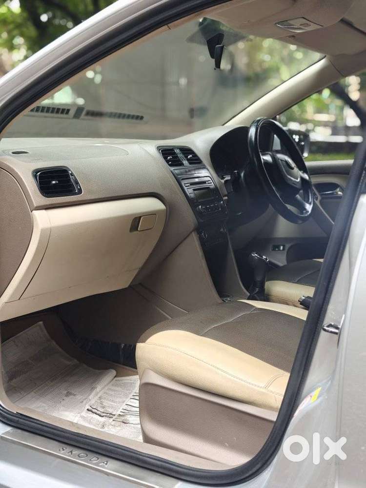 Skoda Rapid Prestige Ambition 1.6 Tdi Cr Manual Plus, 2012, Diesel