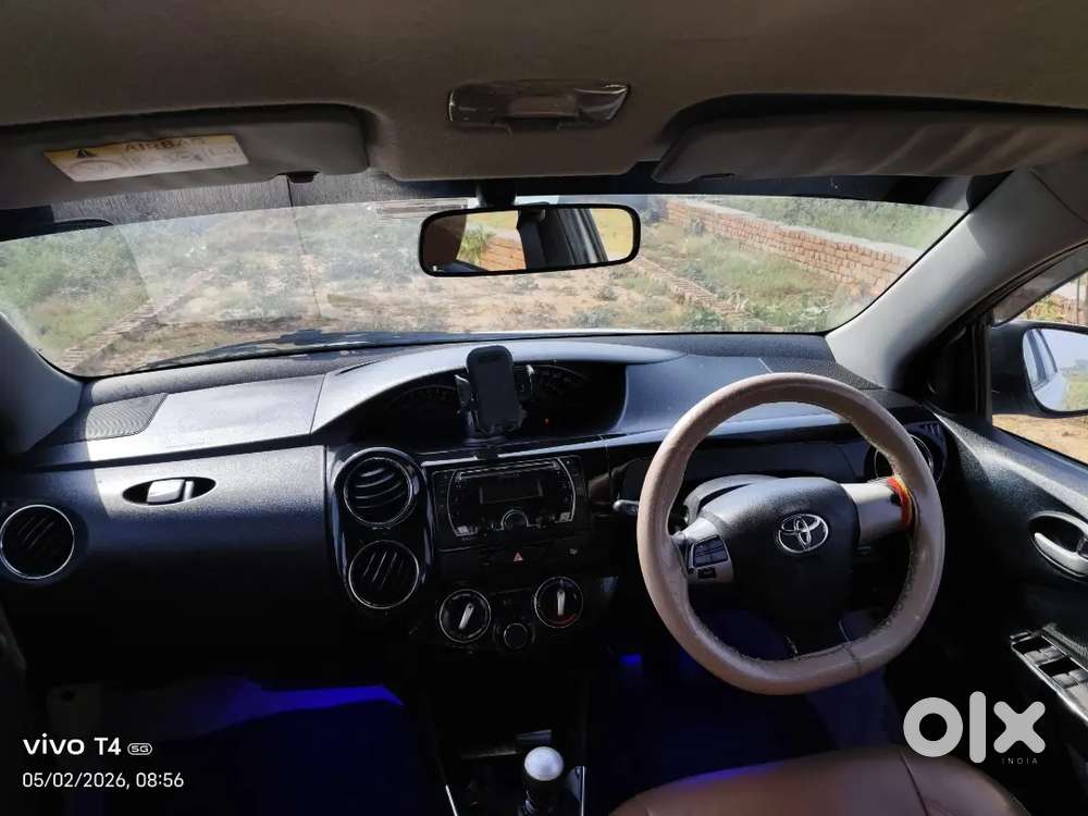 Toyota Etios Cross