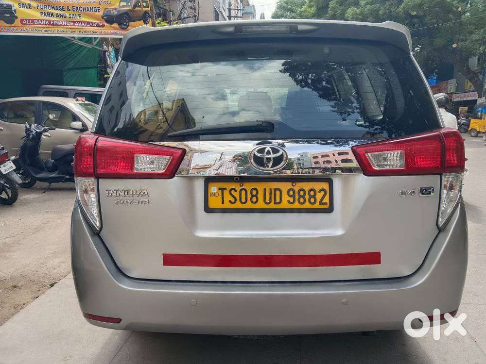 Toyota Innova Crysta 2.4 G Mt 8s, 2018, Diesel