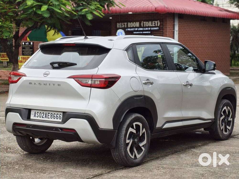 Nissan Magnite 1.0 Xv Premium, 2021, Petrol