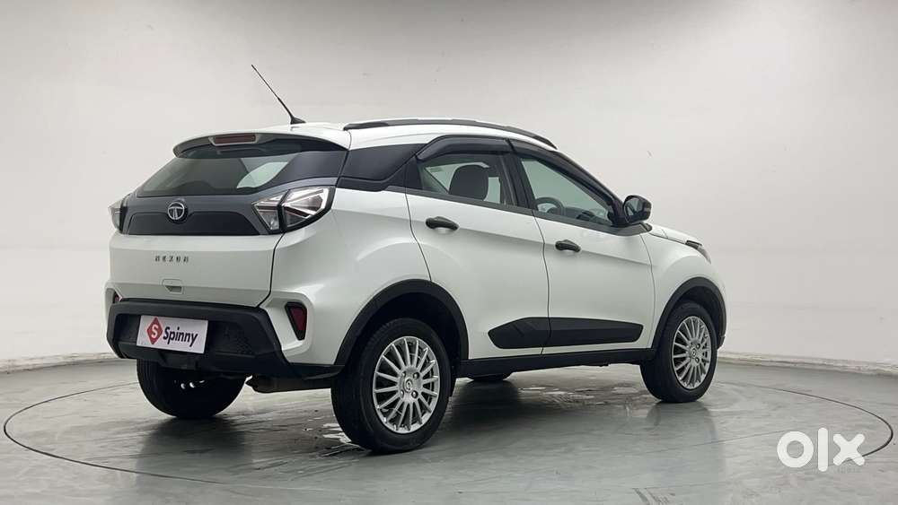 Tata Nexon 1.2 Revotron Xm (s), 2021, Petrol