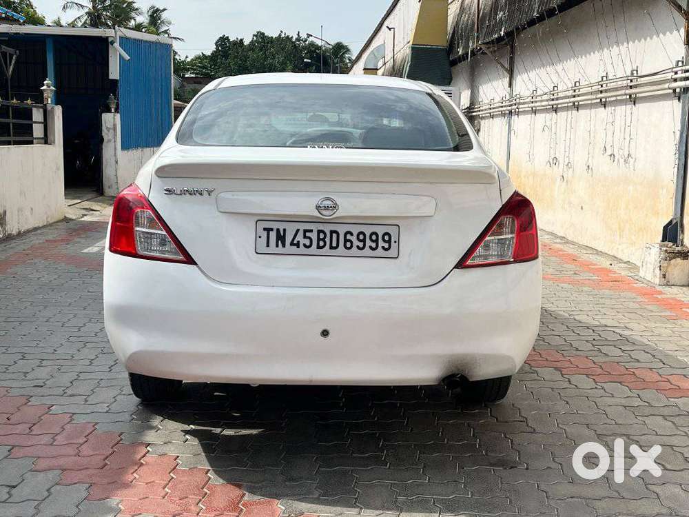 Nissan Sunny, 2013, Diesel