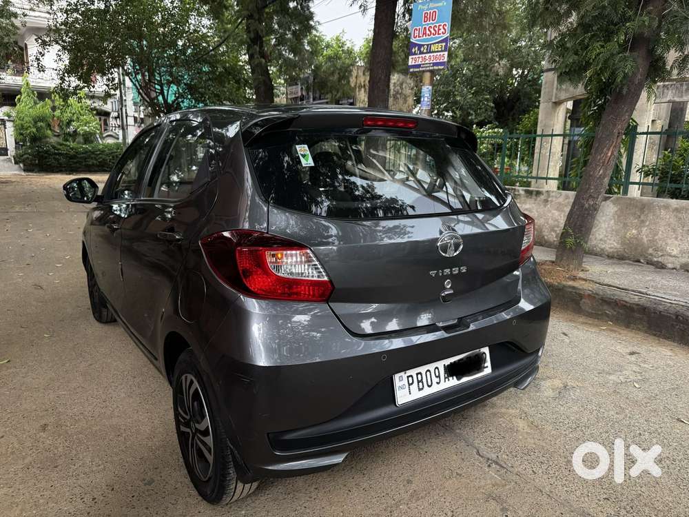 Tata Tiago 1.2 Revotron Xt (o), 2023, Petrol