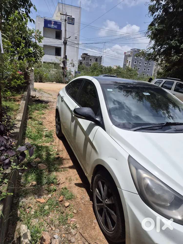 Hyundai Fluidic Verna 2013