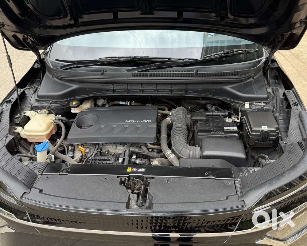 Kia Carens 1.5 Luxury Plus Turbo Dct 7 Str, 2022, Petrol