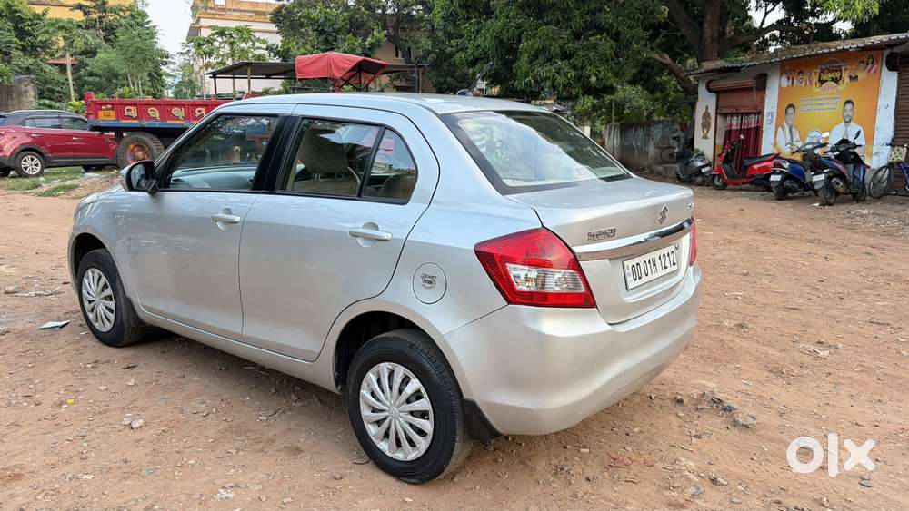 Maruti Suzuki Swift Dzire 1.2 Vxi Bsiv, 2015, Petrol