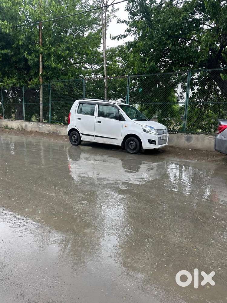 Maruti Suzuki Wagon R 2013 Petrol Well Maintained