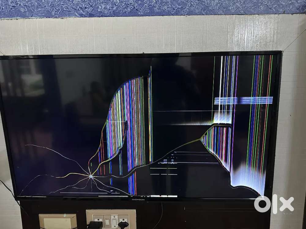 Thomson 40 TV for sale