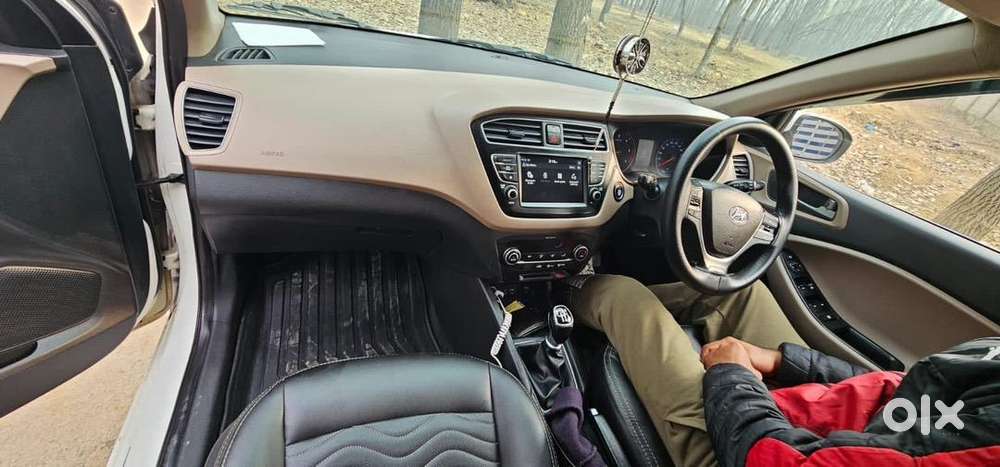 Hyundai I20 2018 Diesel,neat And Clean Car Top Model,push Button Start