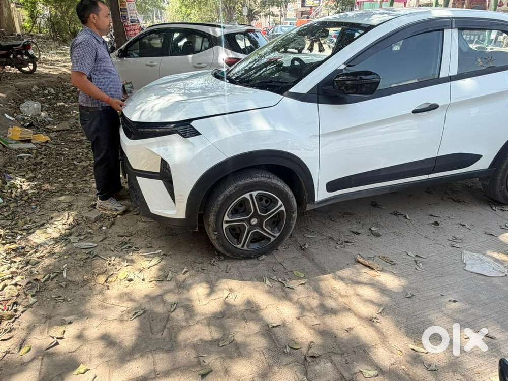 Tata Nexon 2024 Petrol Well Maintained