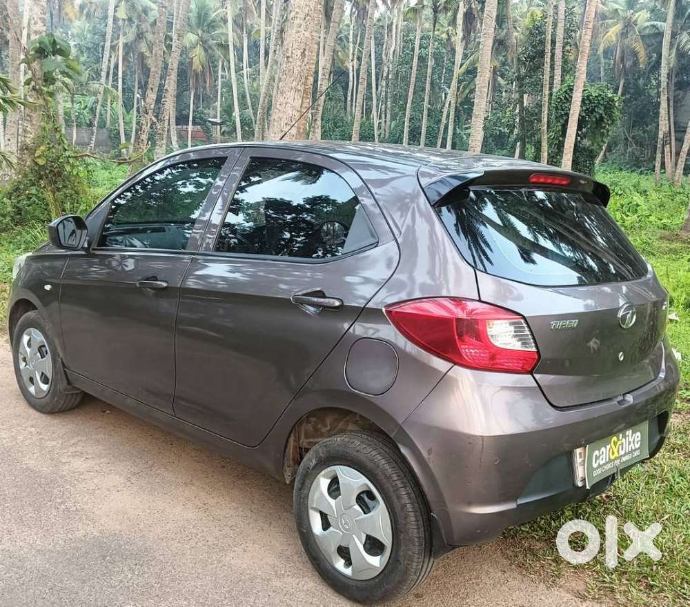Tata Tiago 1.2 Revotron Xt, 2018, Petrol